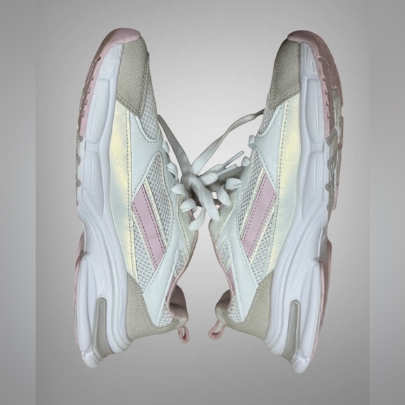 Nautica Big Girls Athletic Sneakers - Chunky Cushion Heel Size 4 - Picture 13 of 16